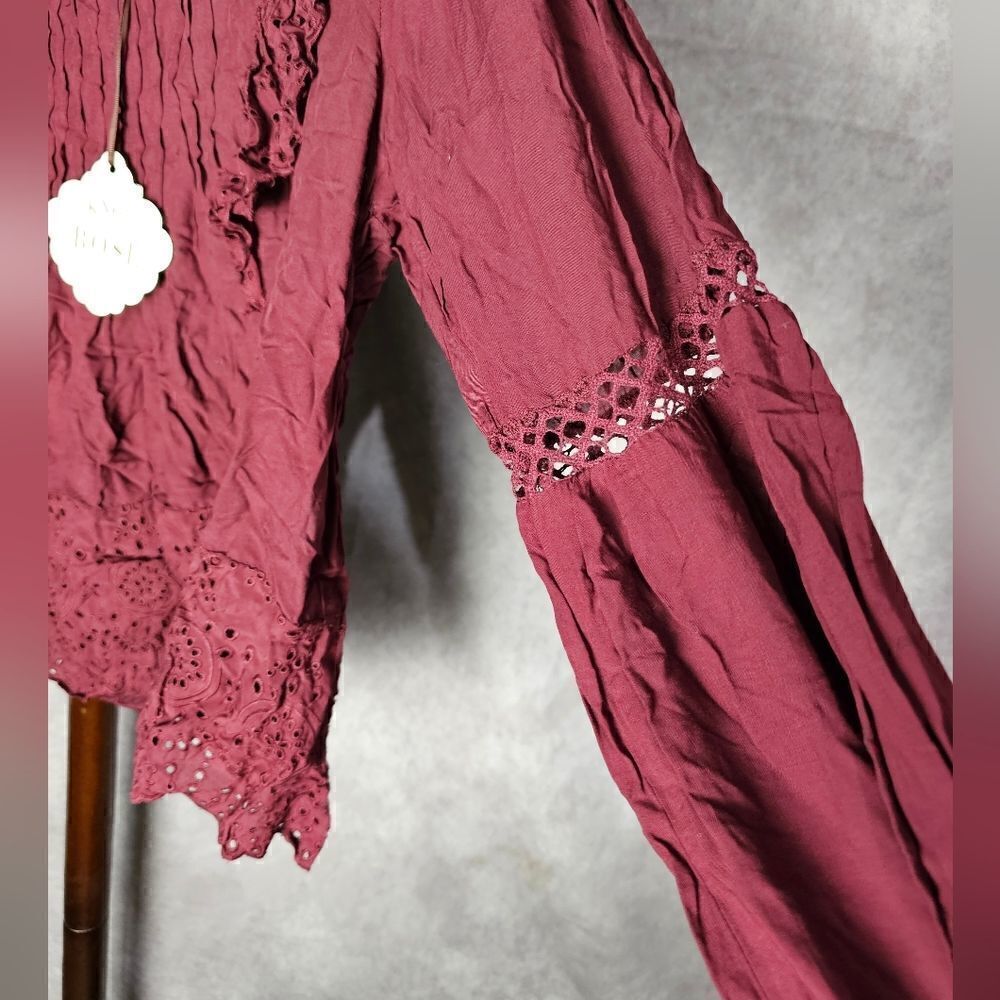 Women's Long Sleeves Eyelet Blouse Small‎ - Picture 4 of 5